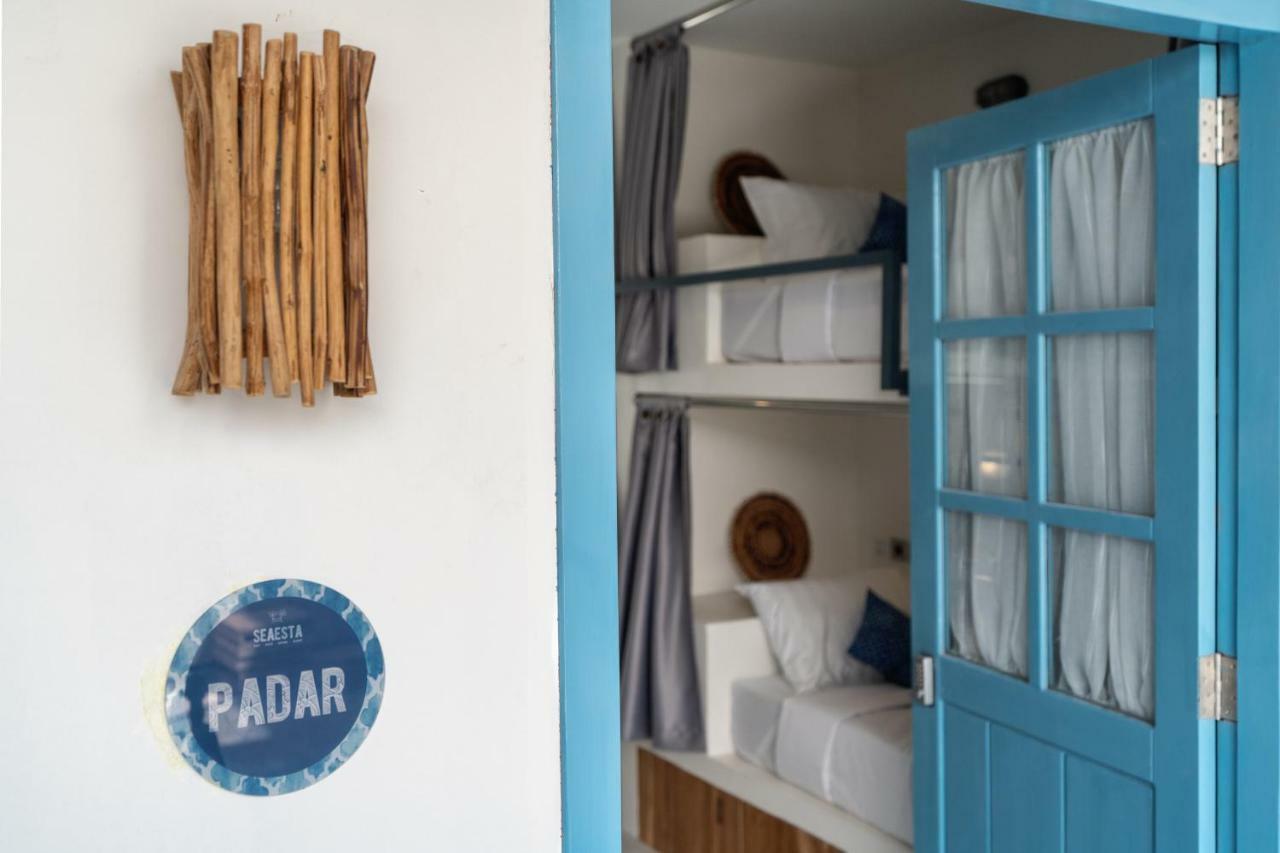 Seaesta Komodo Hostel & Hotel Labuan Bajo Ngoại thất bức ảnh